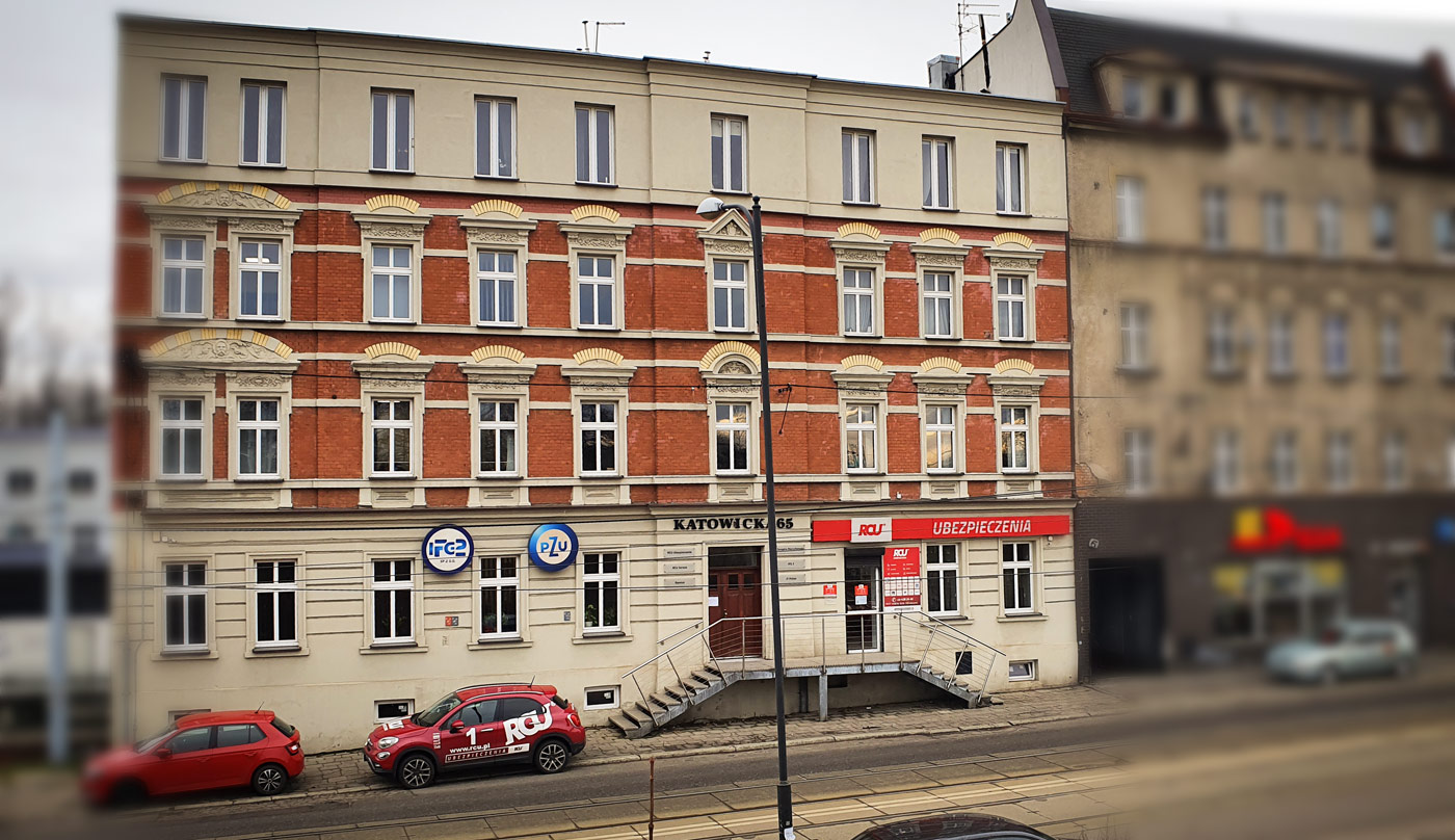 Siedziba RCU Ubezpieczenia przy ul. Katowickiej 65 w Świętochłowicach